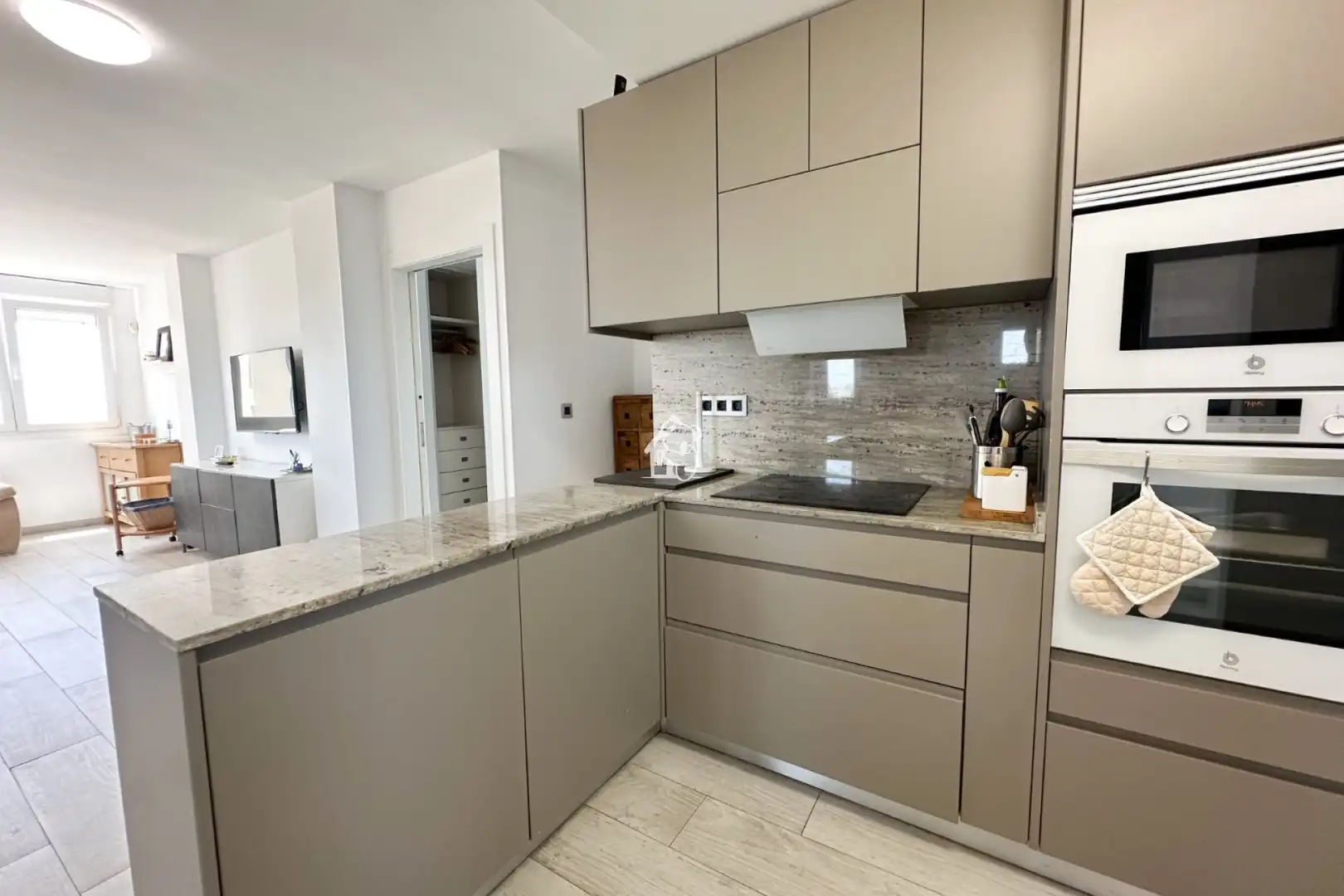 Kitchen of Apartments for rent in Torrevieja  with Furnished, Oven and Washing machine