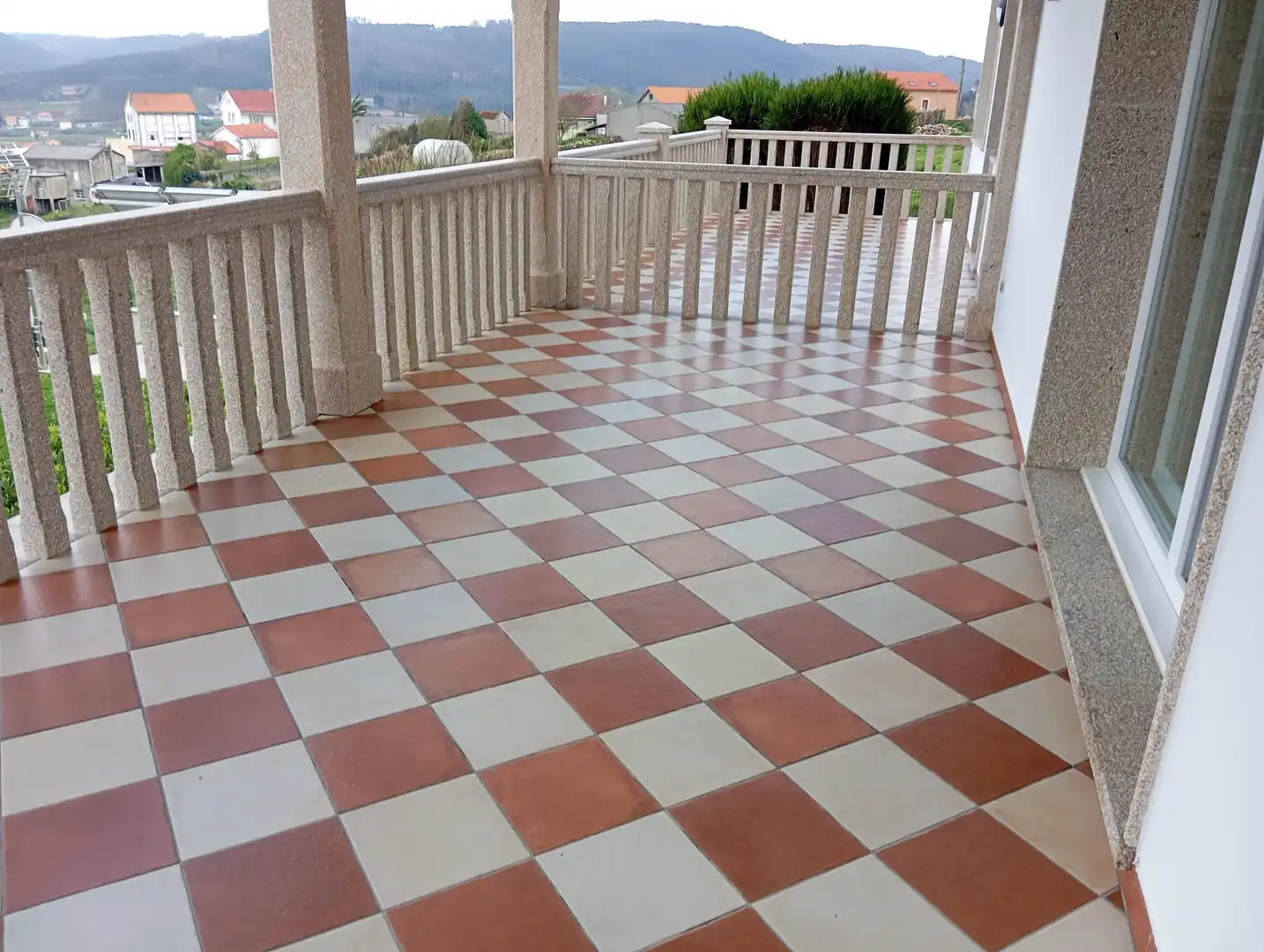 Terraza de Casa o chalet de alquiler en Carballo con Amueblado, Horno y Se aceptan mascotas