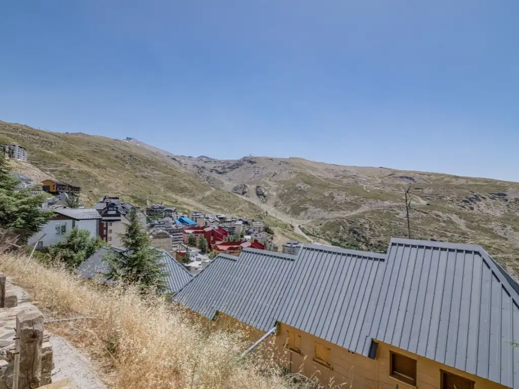 Vista exterior de Apartament en venda en Sierra Nevada amb Terrassa i Moblat