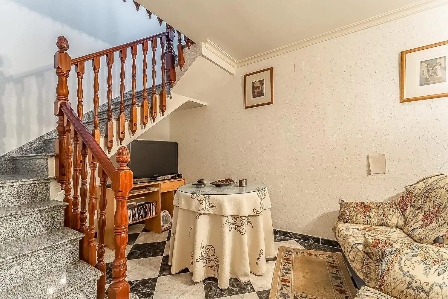 Casa o xalet en venda en Valle de Abdalajís amb Aire condicionat, Terrassa i Moblat