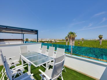 Maison rustique avec piscine à vendre à N/A