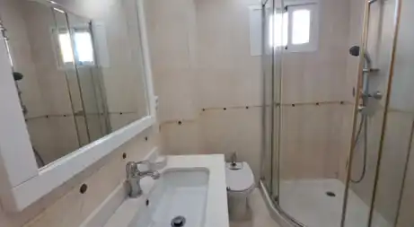 Wohnung zur Miete in Avenida San Carlos, Solymar