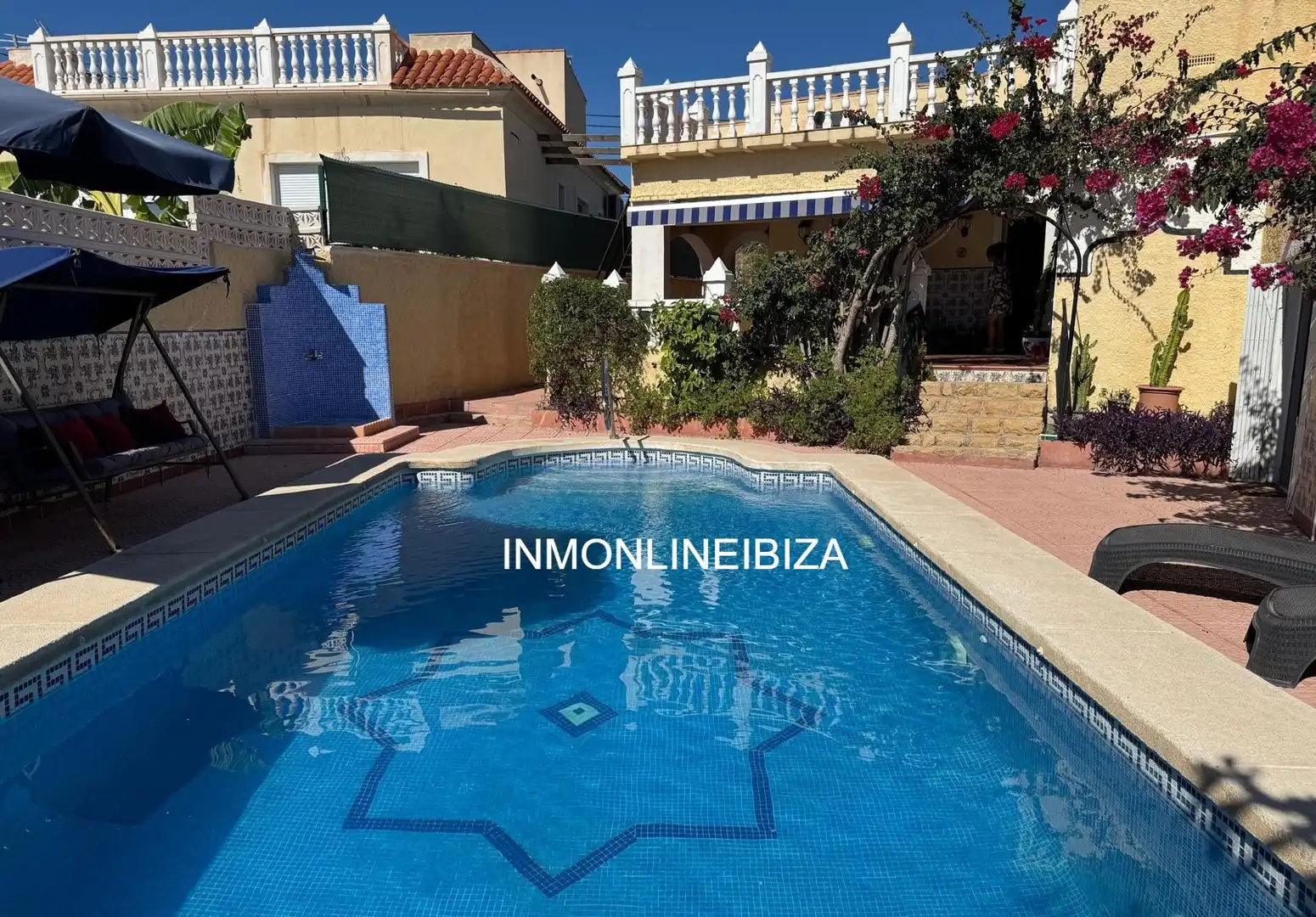 Chalet con piscina en alquiler en Cami Barranc del Devesa 20, imagen 2