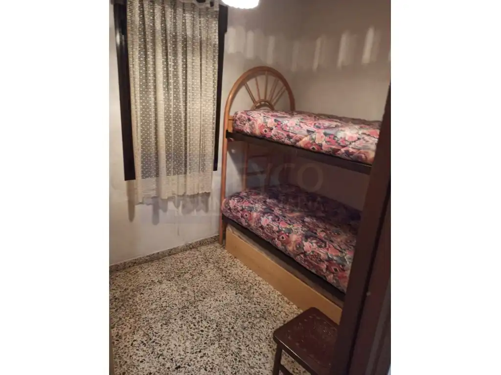 Dormitori de Casa o xalet en venda en Anguiano