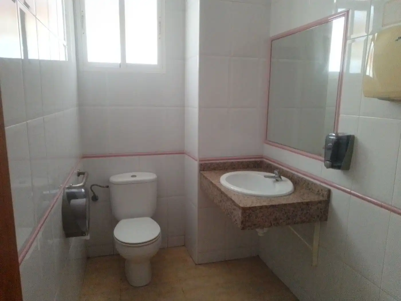 Business premises for sale in Calle la Unión, imagen 13