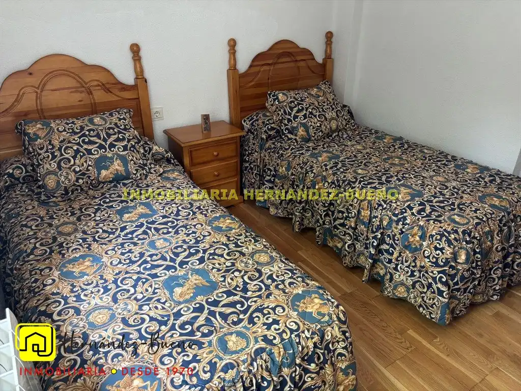 Habitación de Piso en venta en Salamanca con Calefacción, Trastero y Amueblado
