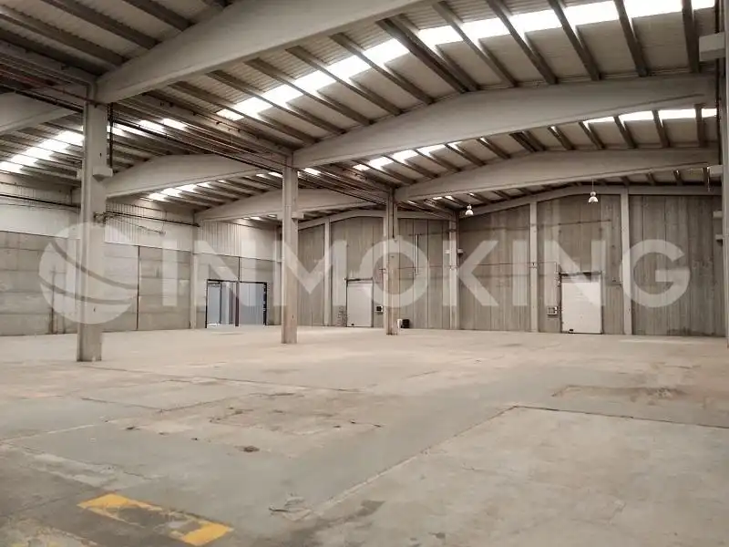 Industrial building to rent in TRAGINERS DELS 31, imagen 2