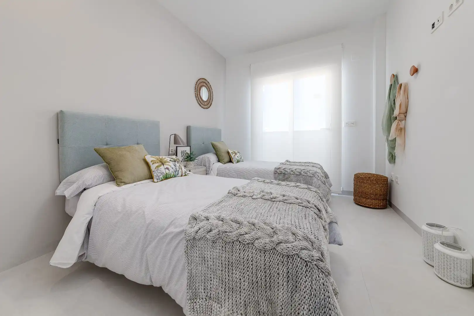 Apartamento con piscina en venta en El Raso, imagen 22
