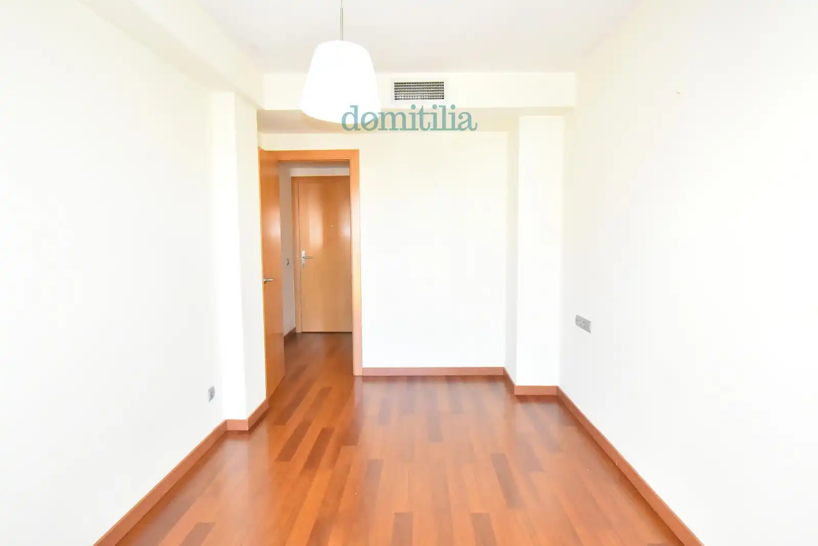 Flat for rent in Barberà, Eixample