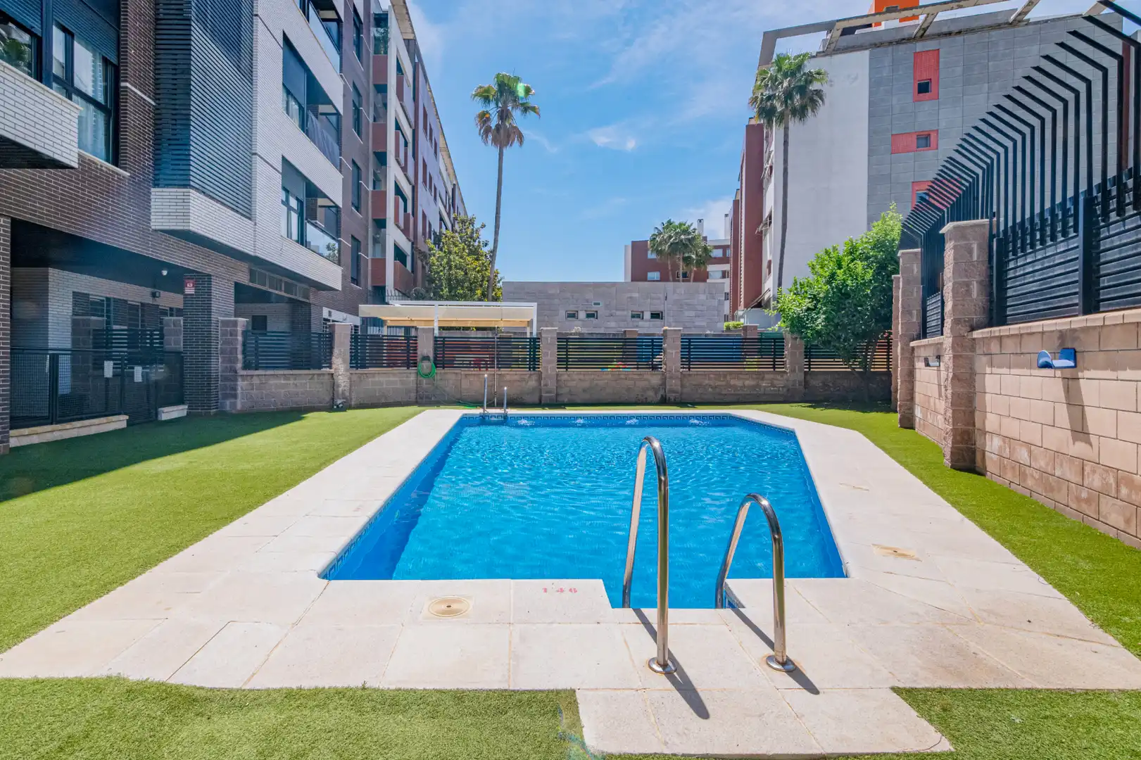 Schwimmbecken von Wohnung zum Verkauf in Armilla mit Balkon und Gemeinschaftspool