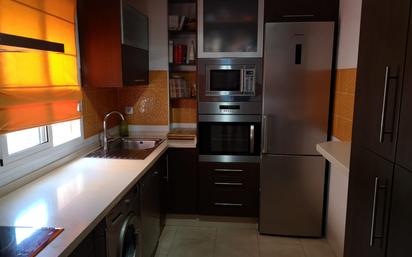 Kitchen of Flat for sale in Dos Hermanas  with Storage room