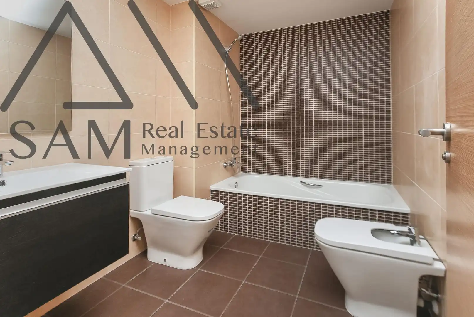 Badezimmer von Wohnung zum Verkauf in Navàs mit Heizung, Terrasse und Balkon