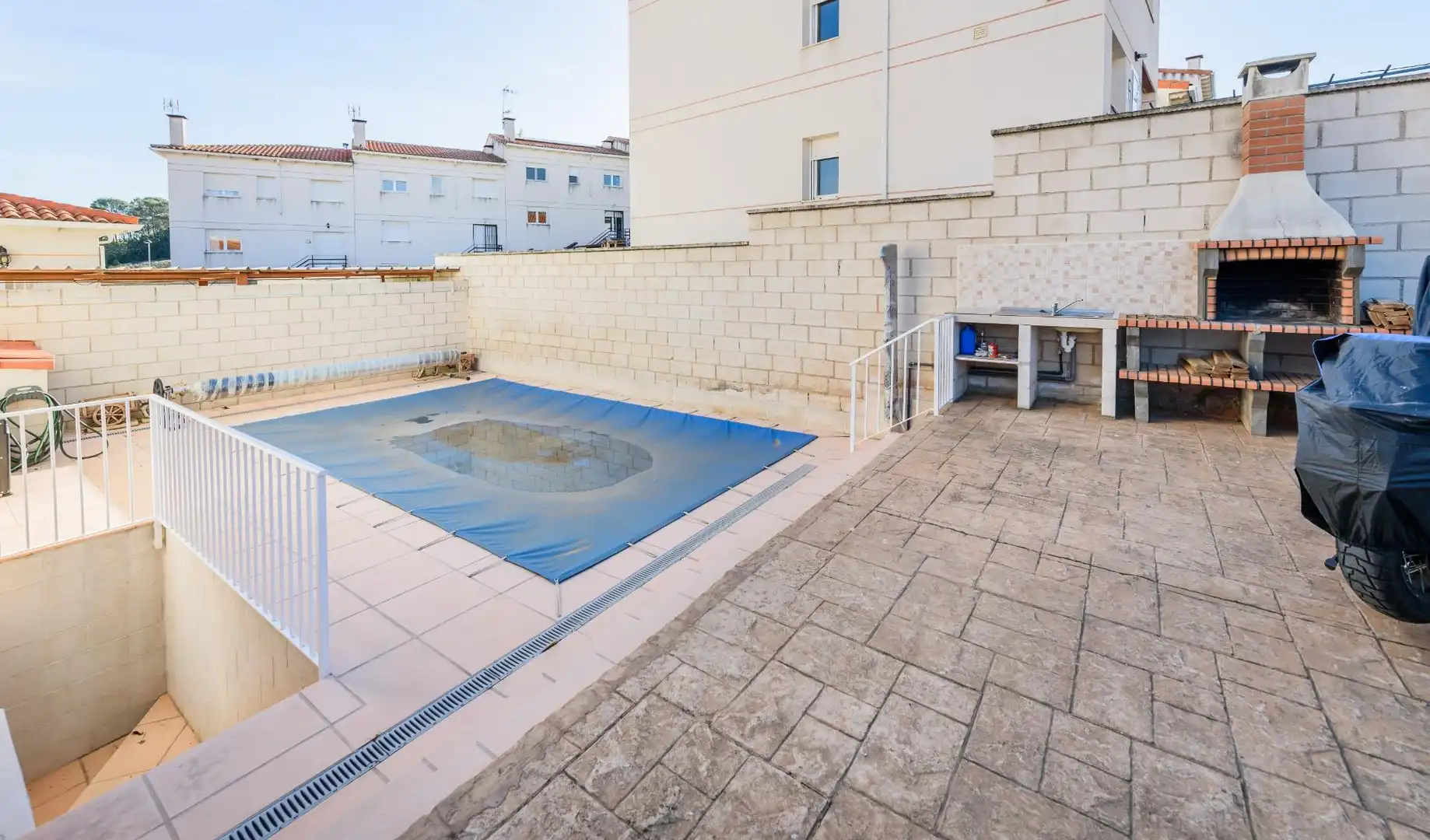 Piscina de Casa o xalet en venda en Horche amb Aire condicionat, Terrassa i Piscina