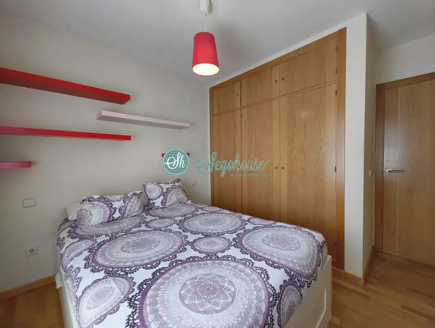 Habitación de Piso en venta en Torrecaballeros con Calefacción y Internet