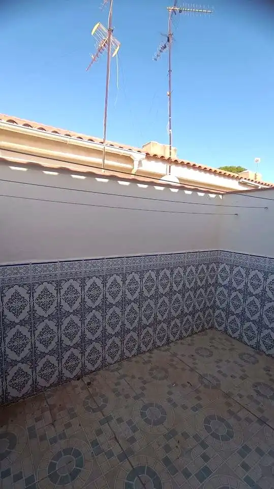 Jardí de Dúplex en venda en San Pedro del Pinatar amb Aire condicionat, Terrassa i Moblat
