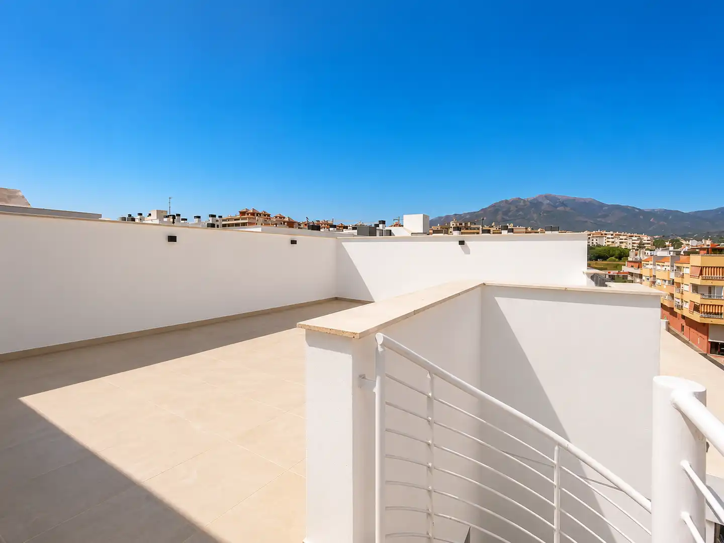 Àtic amb piscina en venda a Estepona Pueblo, imagen 21
