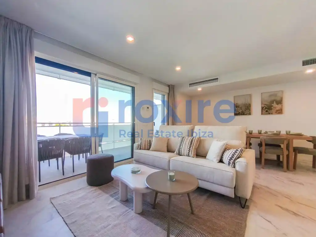 Sala d'estar de Dúplex de lloguer en Eivissa amb Aire condicionat, Calefacció i Terrassa