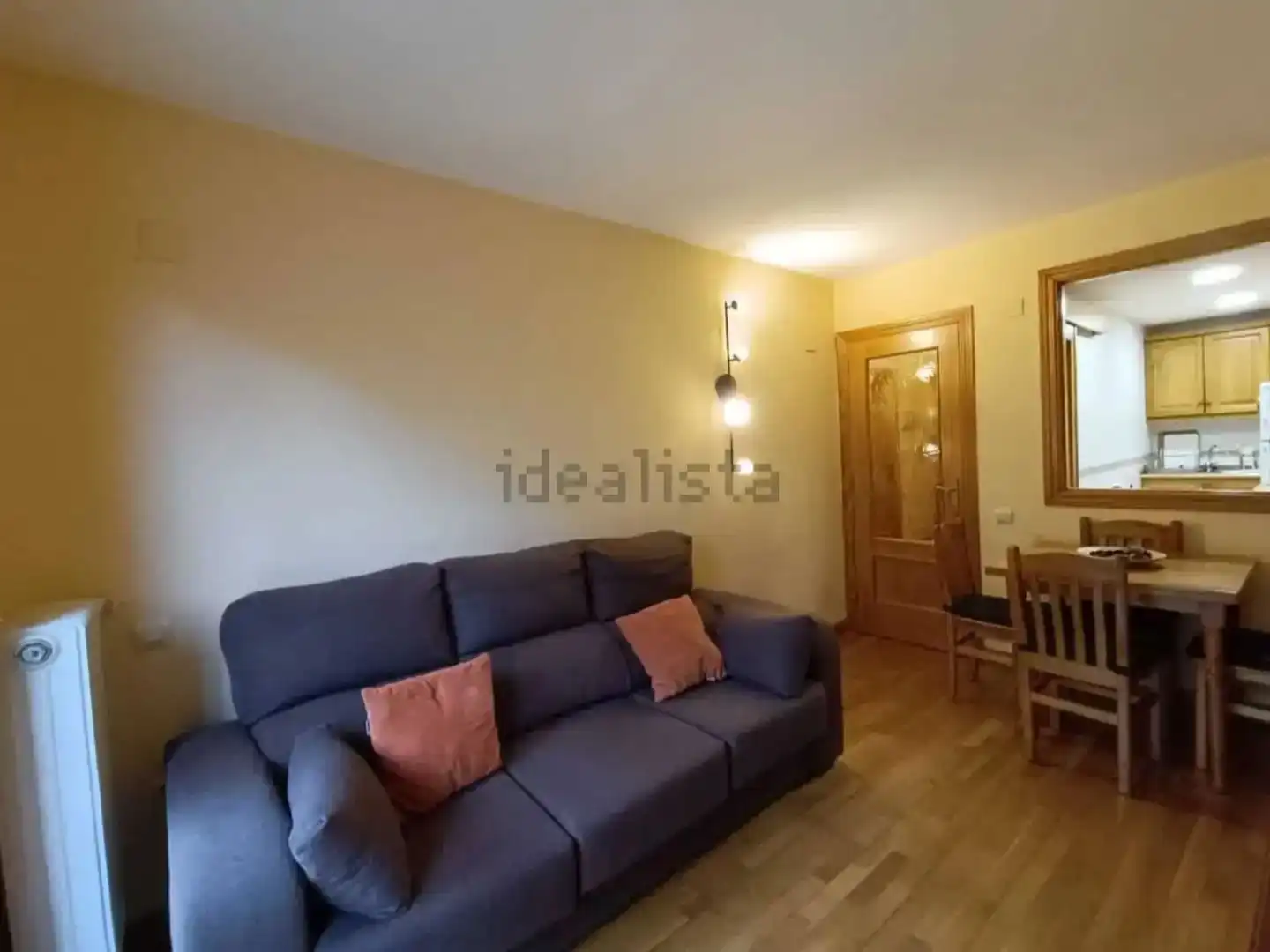 Sala de estar de Apartamento en venta en Benasque con Jardín privado, Trastero y Amueblado