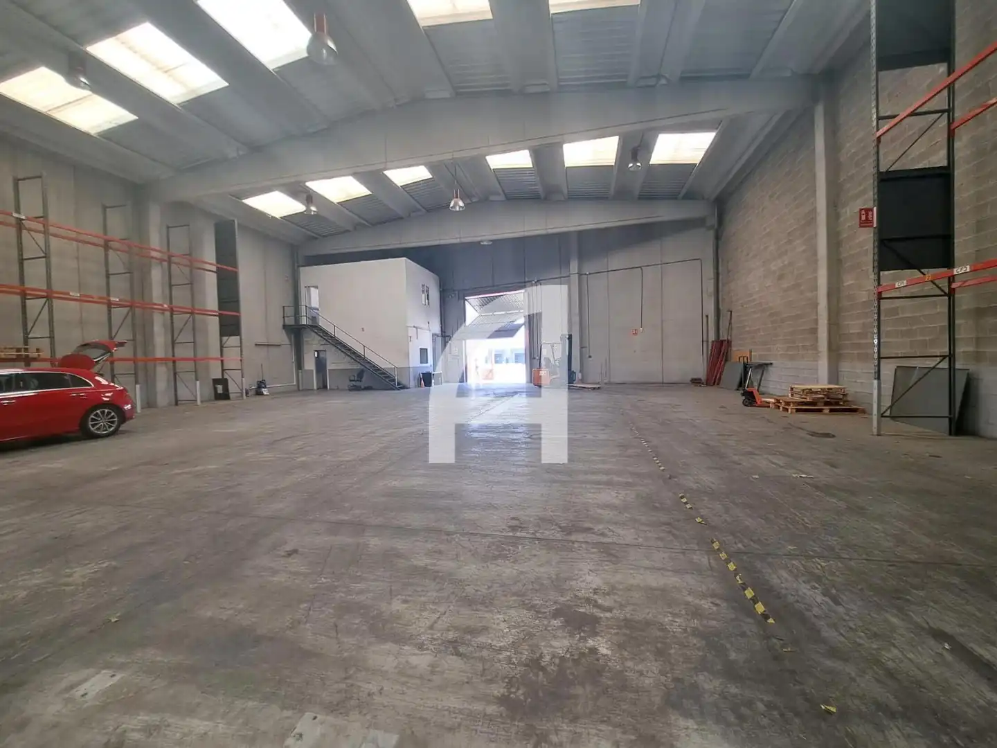 Nave industrial de alquiler en Molins de Rei
