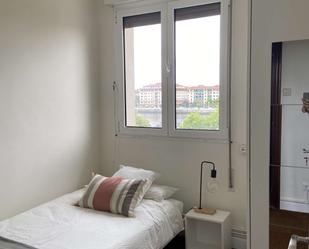 Bedroom of Flat to share in Portugalete  with Air Conditioner and Terrace
