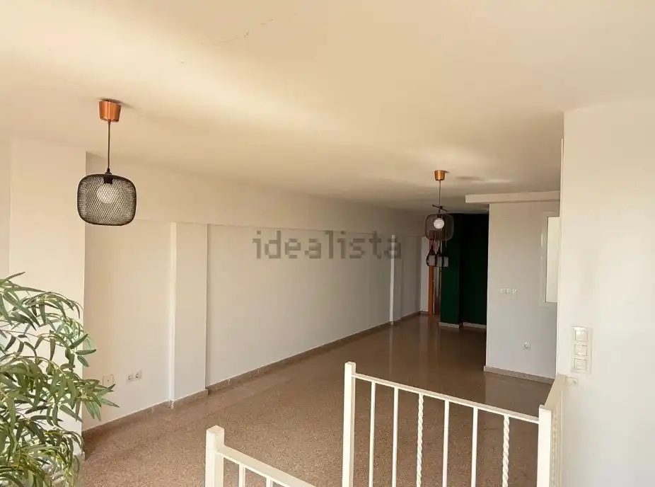 Dúplex de alquiler en Náquera con Terraza, Trastero y Balcón