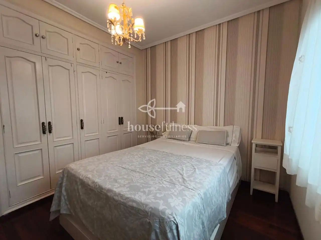 Schlafzimmer von Wohnungen zur Miete in Ferrol mit Heizung, Abstellraum und Möbliert