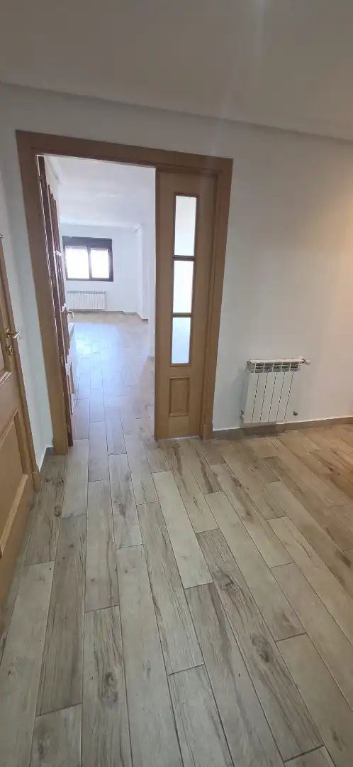 Wohnung zum Verkauf in Seseña mit Klimaanlage, Heizung und Terrasse