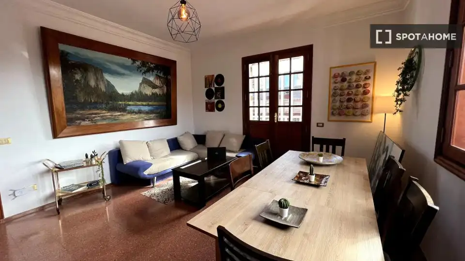 Comedor de Piso de alquiler en Las Palmas de Gran Canaria con Aire acondicionado, Calefacción y Amueblado