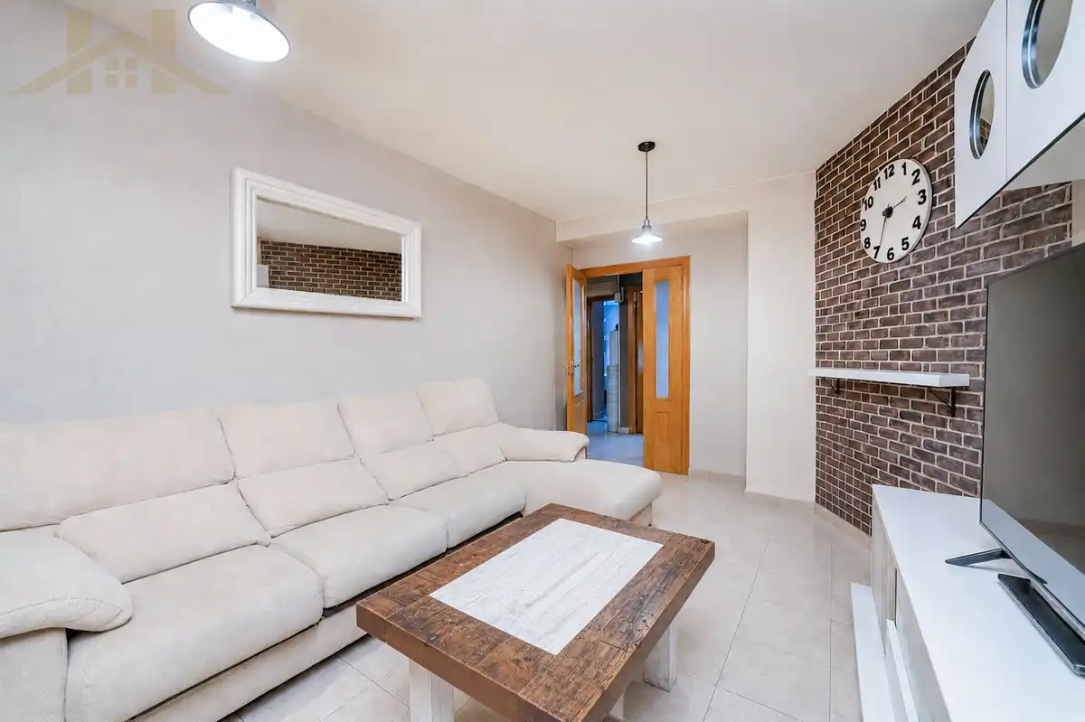 Sala de estar de Piso en venta en Ciempozuelos con Calefacción y Piscina comunitaria