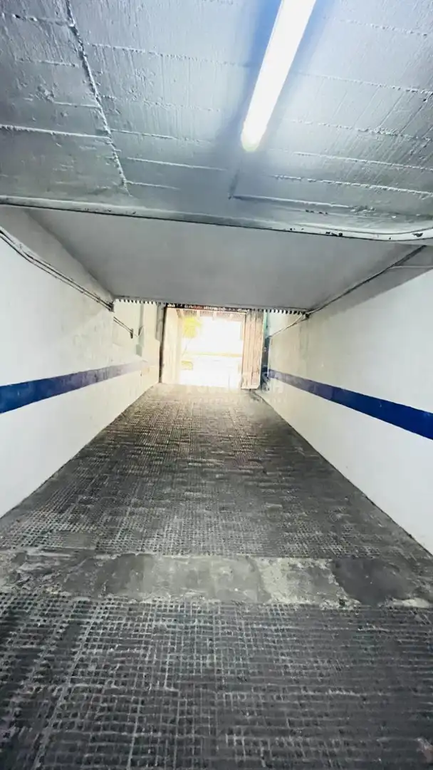 Garage for sale in Madrid