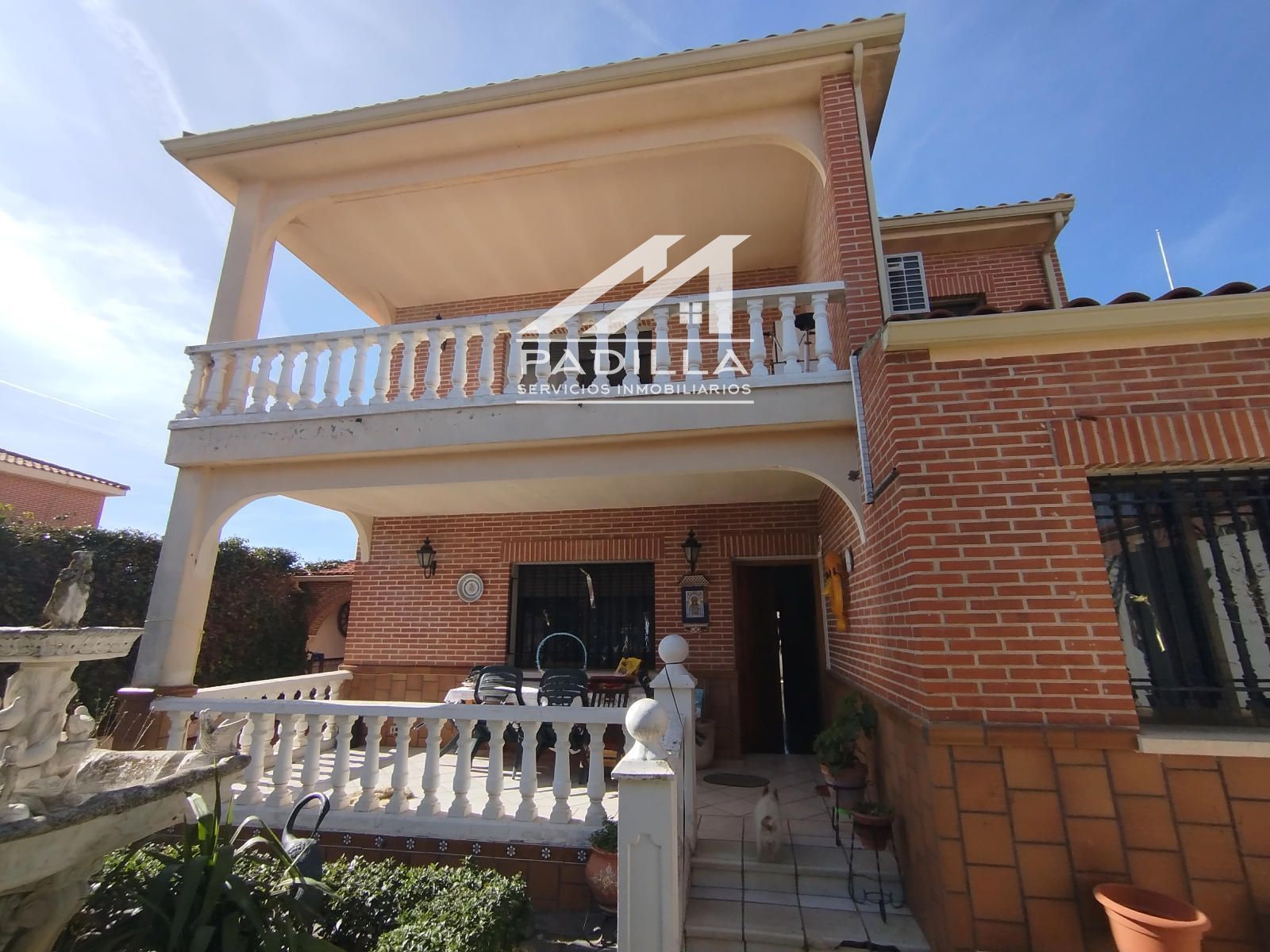 Exterior view of Single-family semi-detached for sale in Gerindote  with Air Conditioner, Heating and Terrace