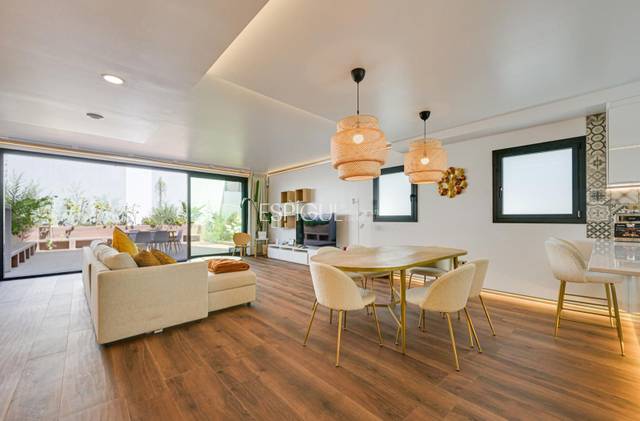 Casa adosada en Venta en 8 de Març en Montgat