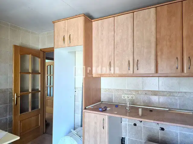 Cuina de Casa o xalet en venda en Yeles amb Jardí privat