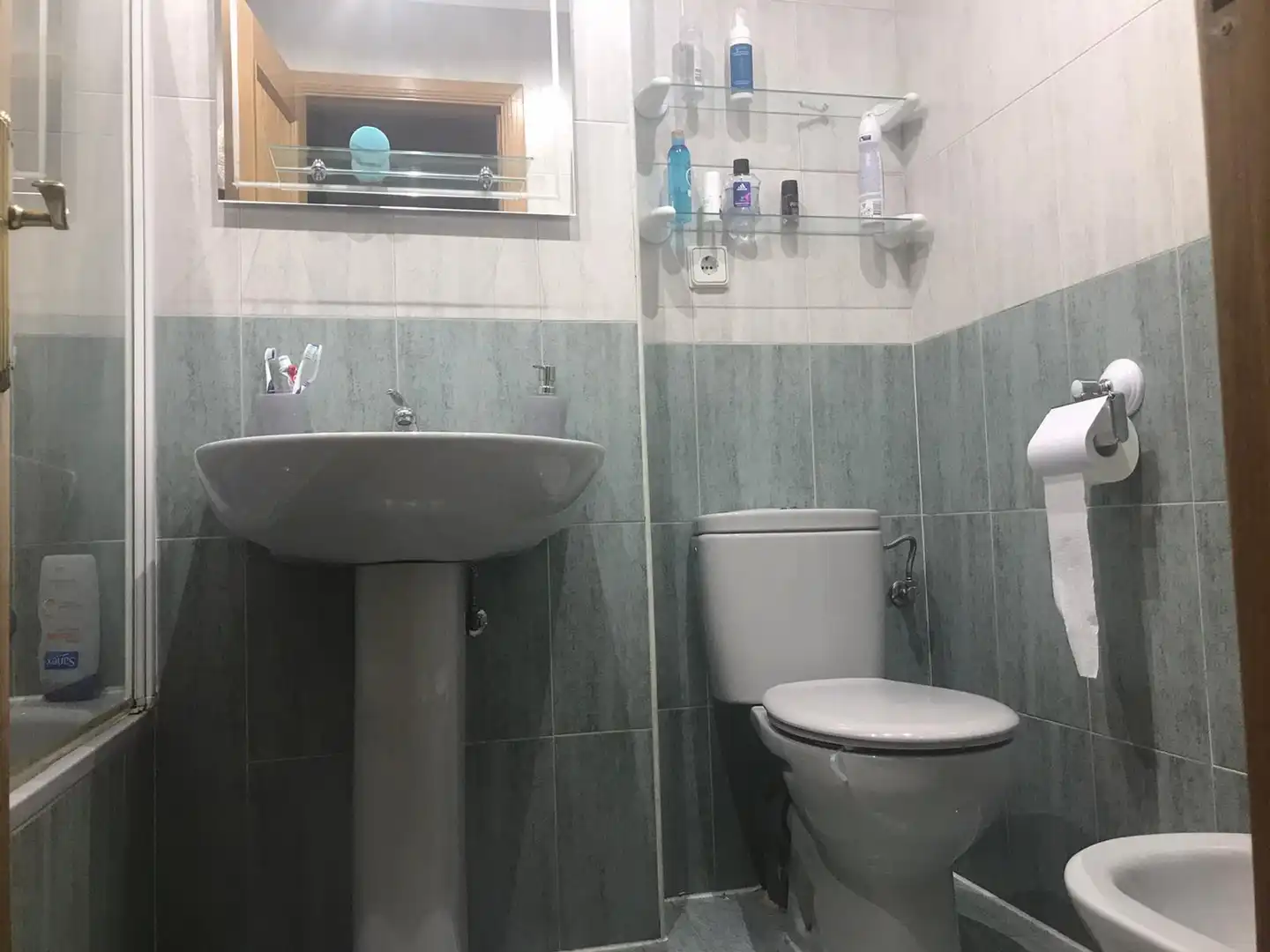 Badezimmer von Maisonette zur Miete in Salamanca mit Heizung, Privatgarten und Parkett