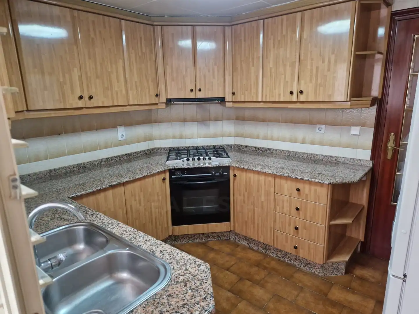 Kitchen of Flat for sale in Sax