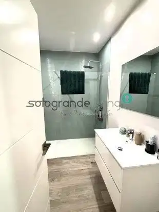 Bathroom of Detached homes for rent in Sotogrande  with Air Conditioner, Terrace and Swimming Pool