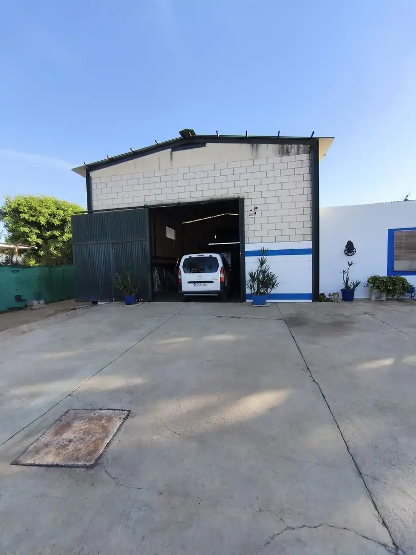 Parking de Terreno en venta en Carmona, Sevilla