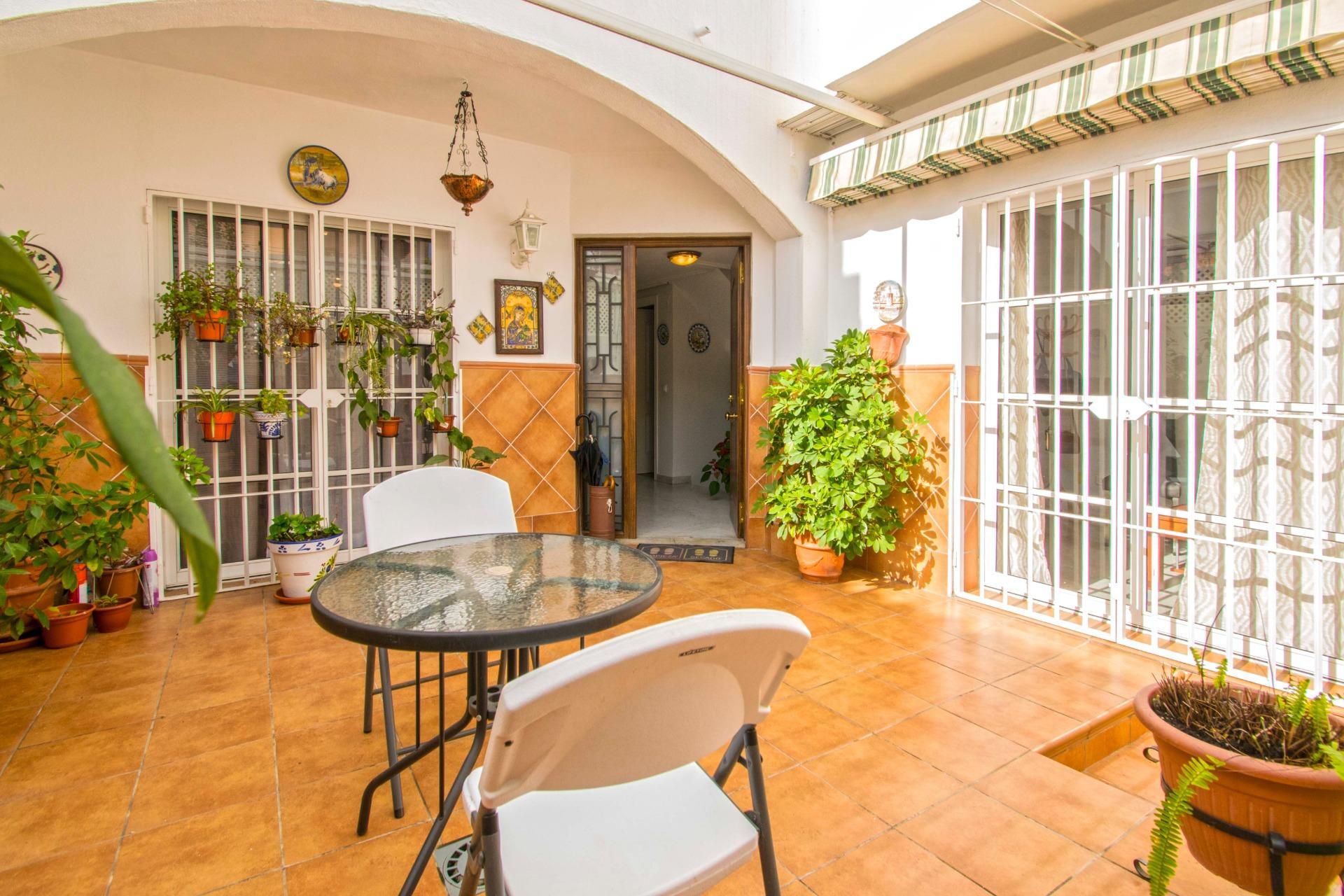 Garden of Single-family semi-detached for sale in  Sevilla Capital  with Air Conditioner, Heating and Terrace