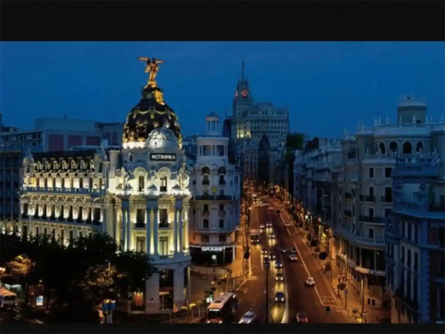 Außenansicht von Maisonette zur Miete in Madrid mit Klimaanlage und Möbliert