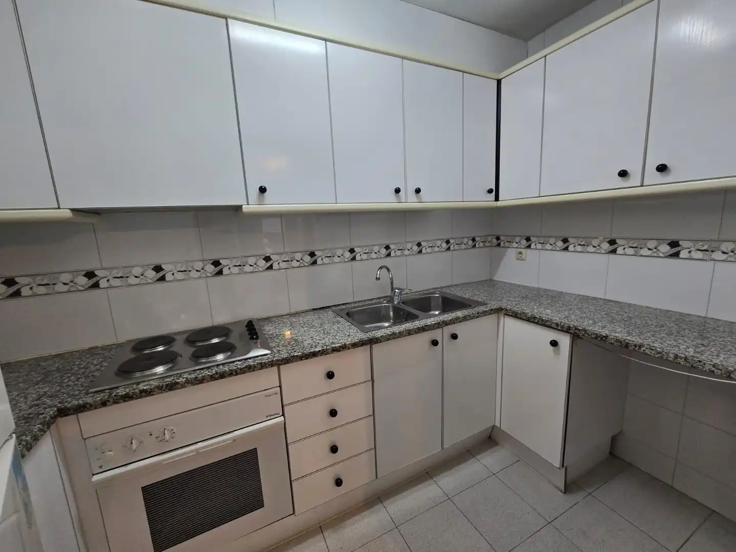 Cuina de Pis en venda en Igualada amb Terrassa i Balcó
