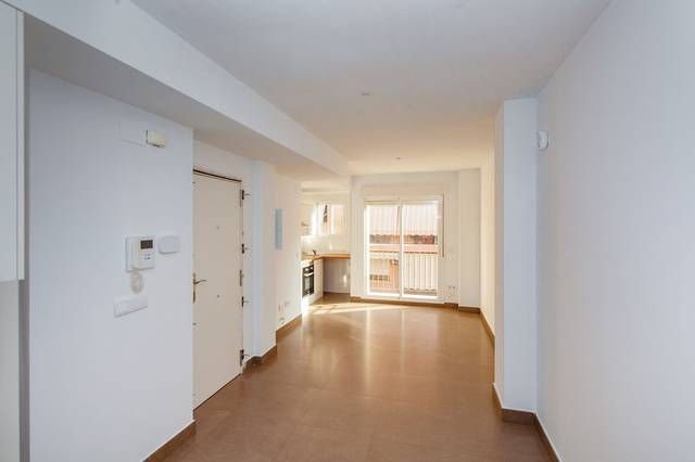 Piso en Venta en C/ Poeta Llorente  en Centro Ciudad