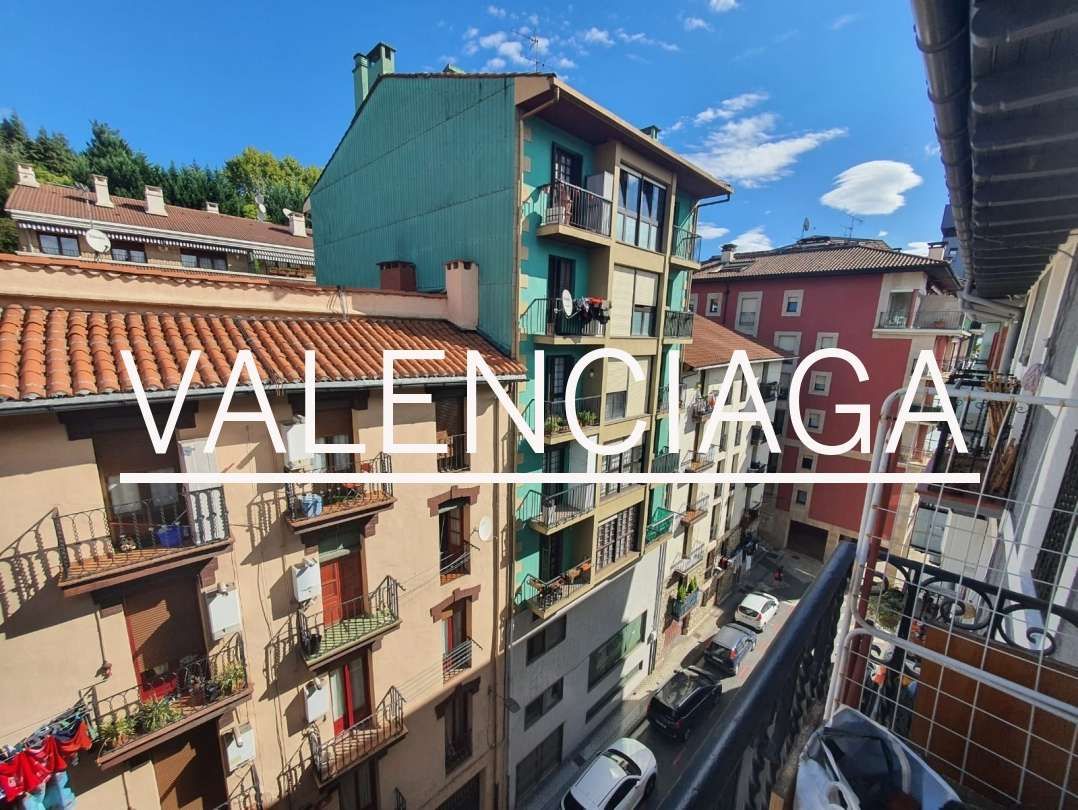 Vista exterior de Piso en venta en Ordizia con Balcón