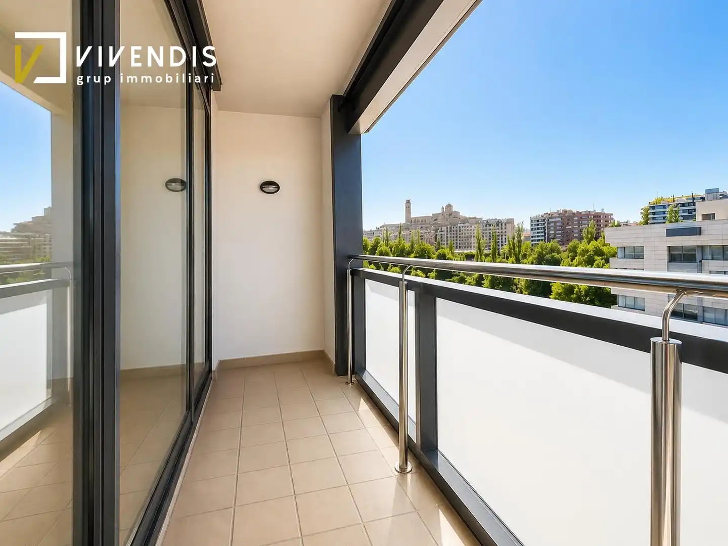 Terrasse von Wohnung zum Verkauf in Lleida mit Klimaanlage, Heizung und Privatgarten