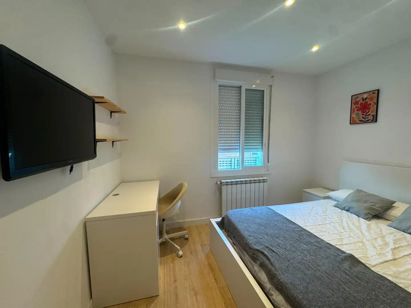 Habitación de Piso de alquiler en Ourense Capital  con Calefacción, Amueblado y Balcón