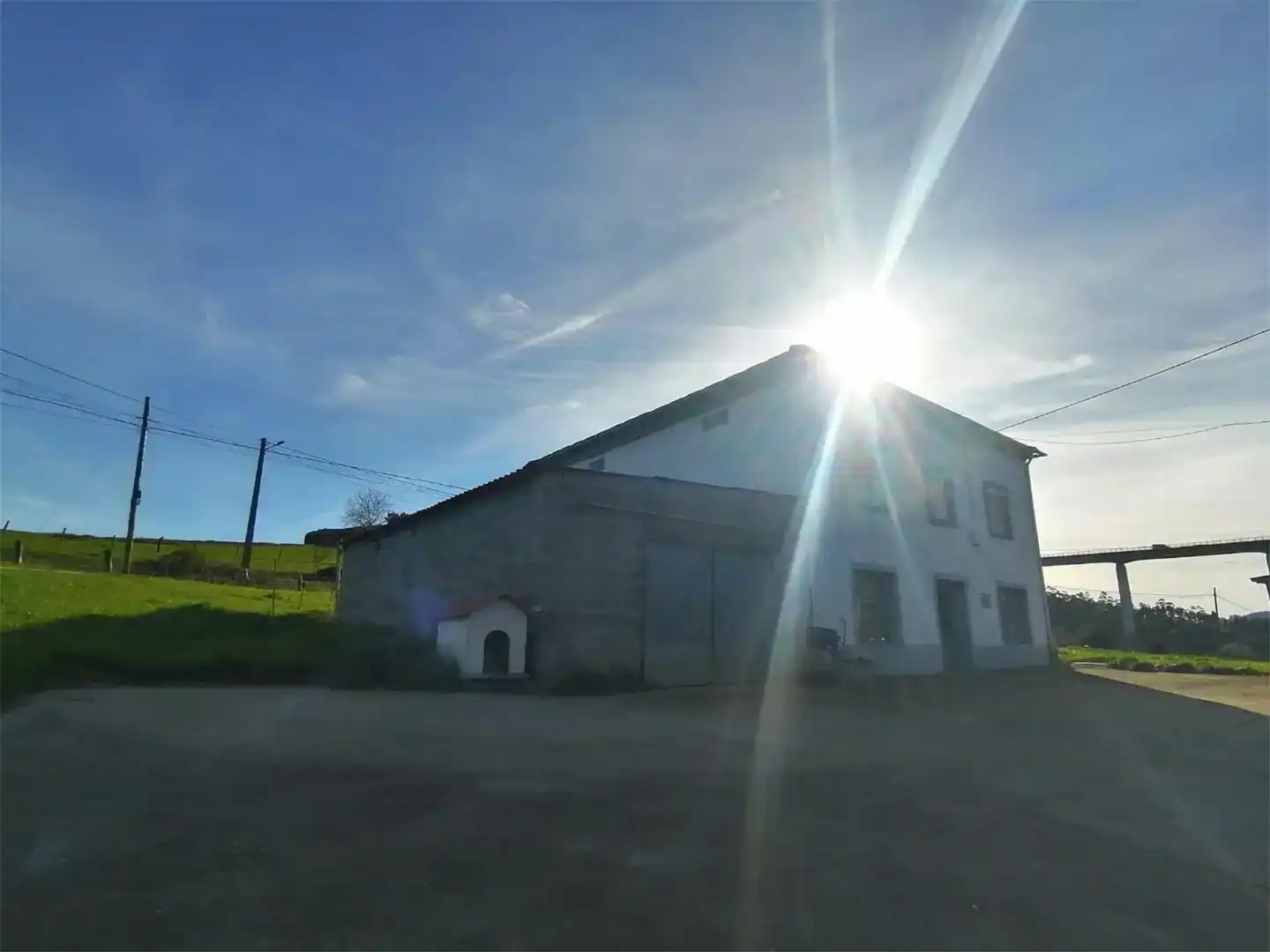 Vista exterior de Finca rústica en venda en Mondoñedo amb Jardí privat, Traster i Moblat