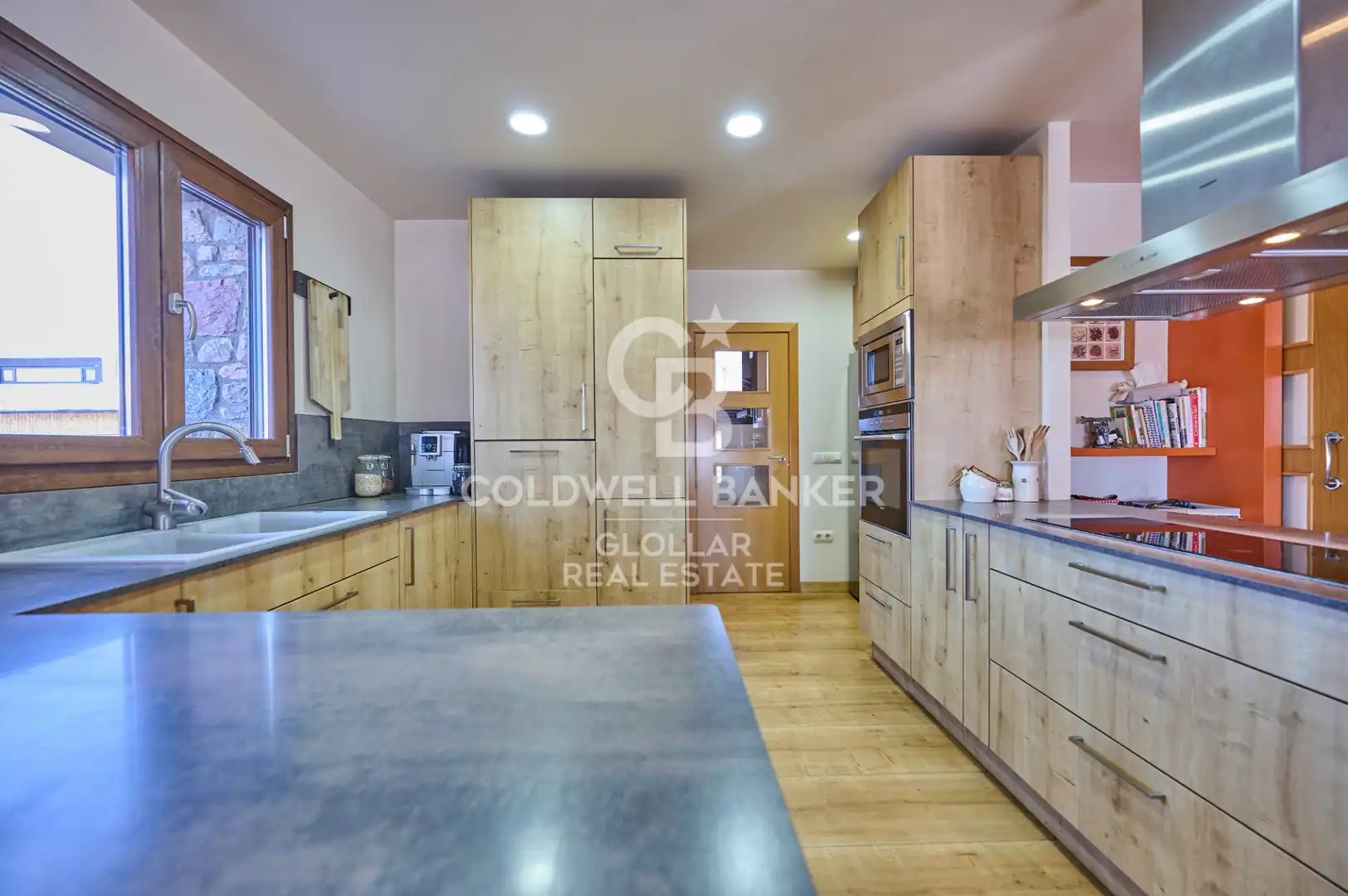 Kitchen of Houses for sale in Das  with Heating, Private garden and Parquet flooring