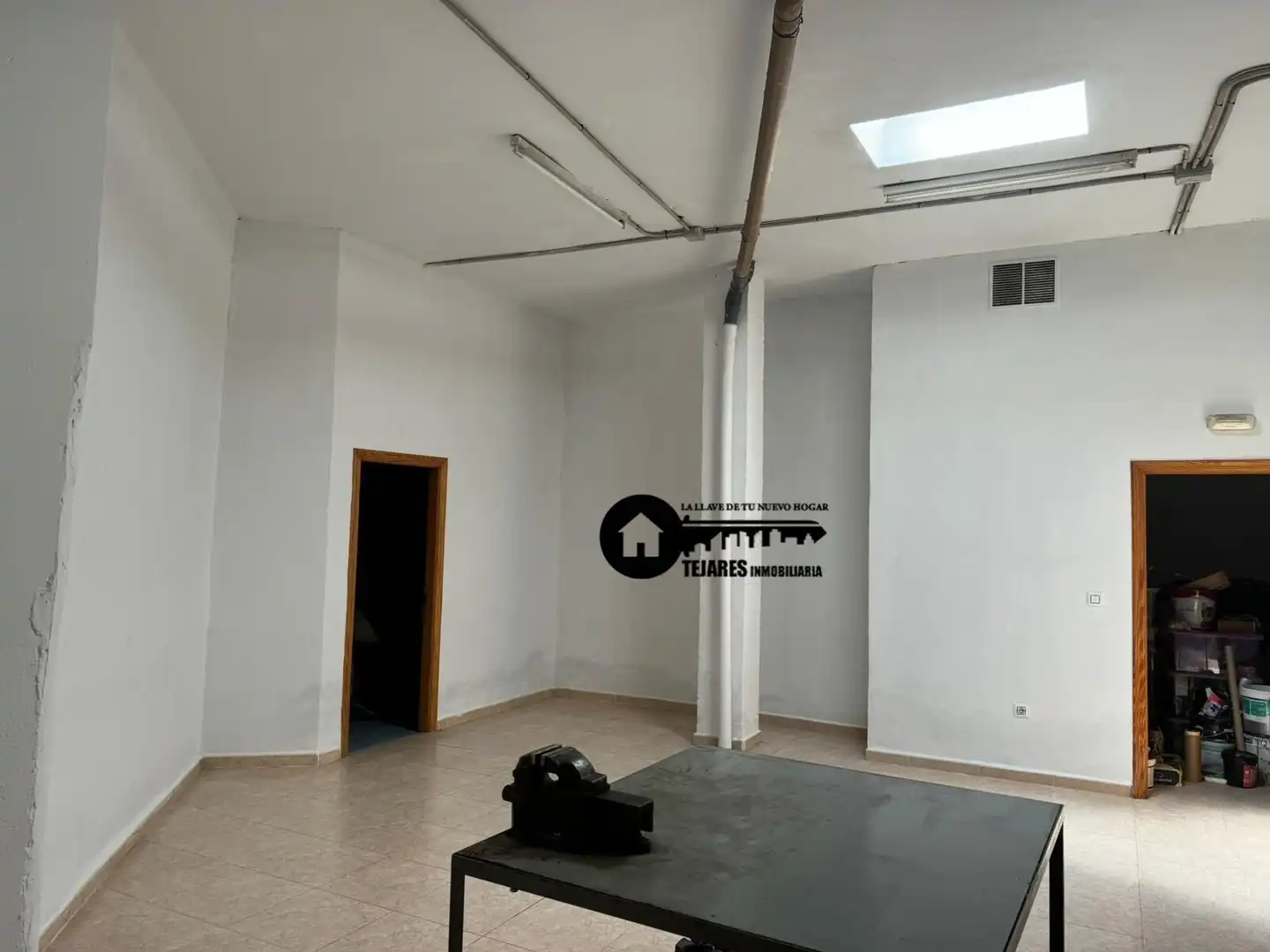 Local comercial en venda a Industria, imagen 7
