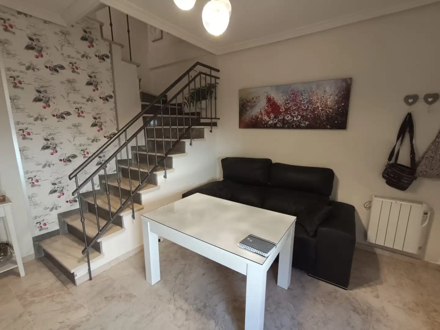 Living room of Detached homes for sale in Jaén  with Air Conditioner, Terrace and Furnished