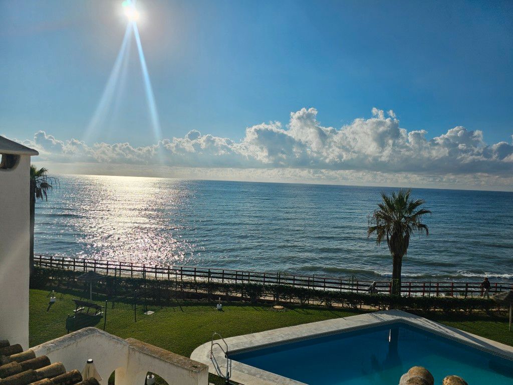 Piscina de Dúplex en venda en Mijas amb Jardí privat, Parquet i Terrassa