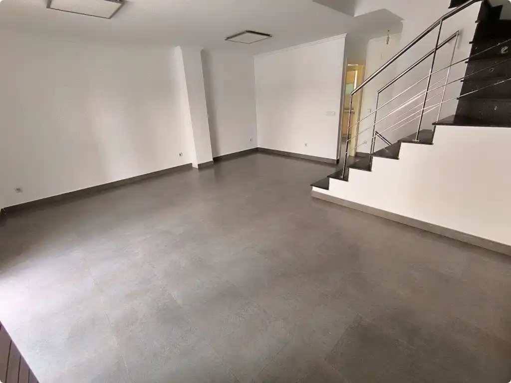 Casa adosada en venta en Bellreguard con Terraza